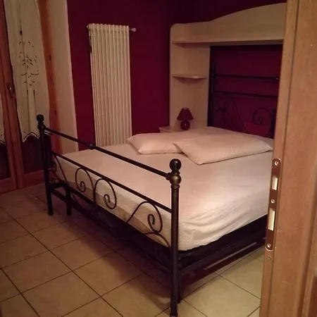 Casa In Piazza Apartamento Valpelline